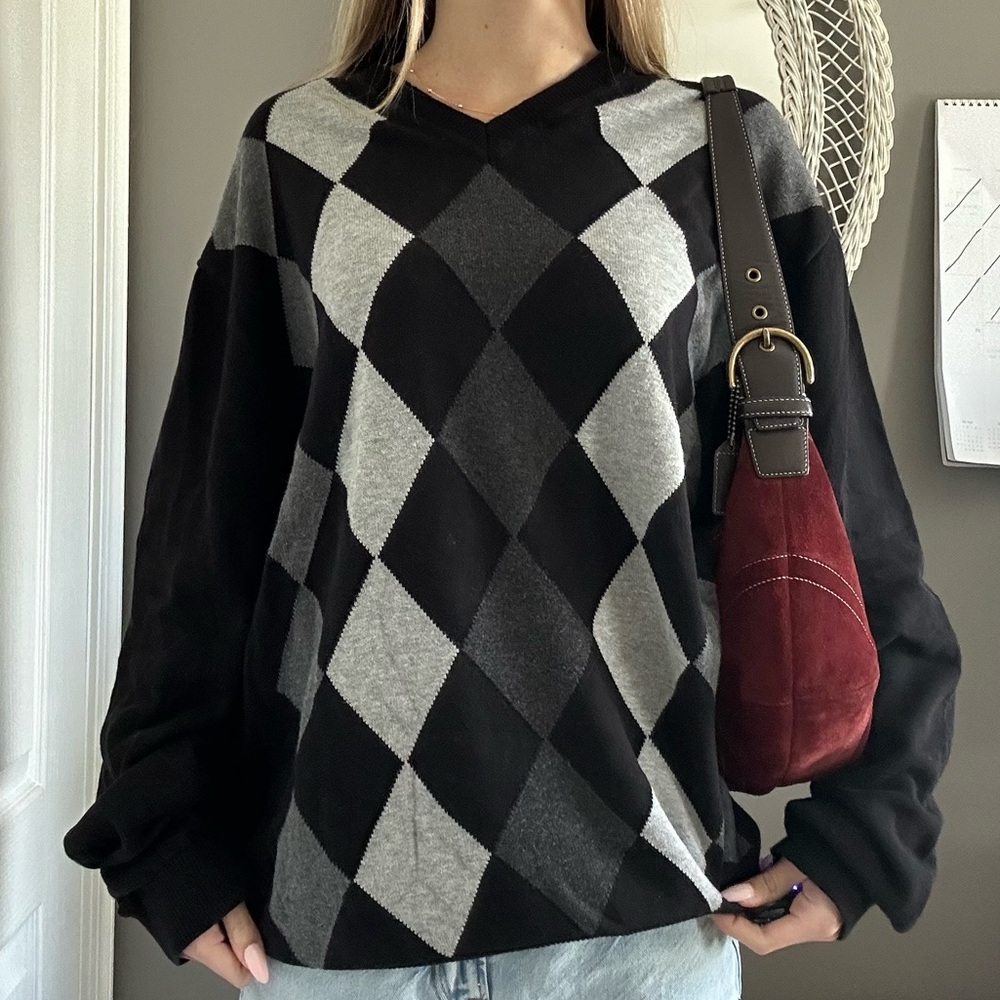 Axcess Black and Gray Argyle V-Neck Sweater